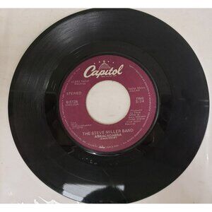 Record 45 RPM Vinyl  The Steve Miller Band- Abracadabra/ Give It Up
